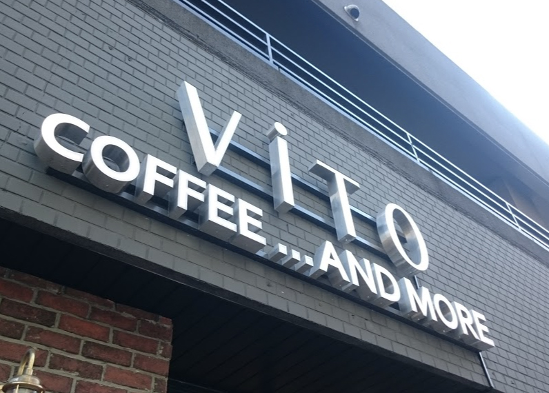 Vito 赤坂けやき通り店は喫煙ができるカフェです
